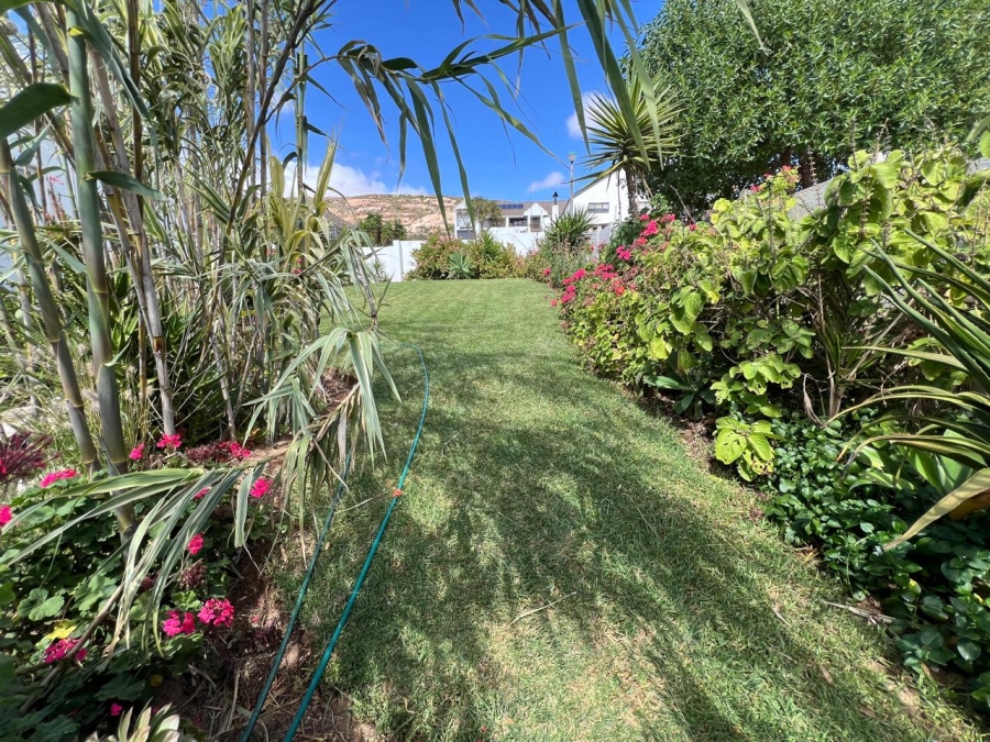 3 Bedroom Property for Sale in Kleinkoornhuis Western Cape